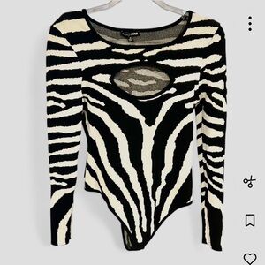 Fashion Nova Black and White Zebra sweater Bodysuit. Excellent condition.